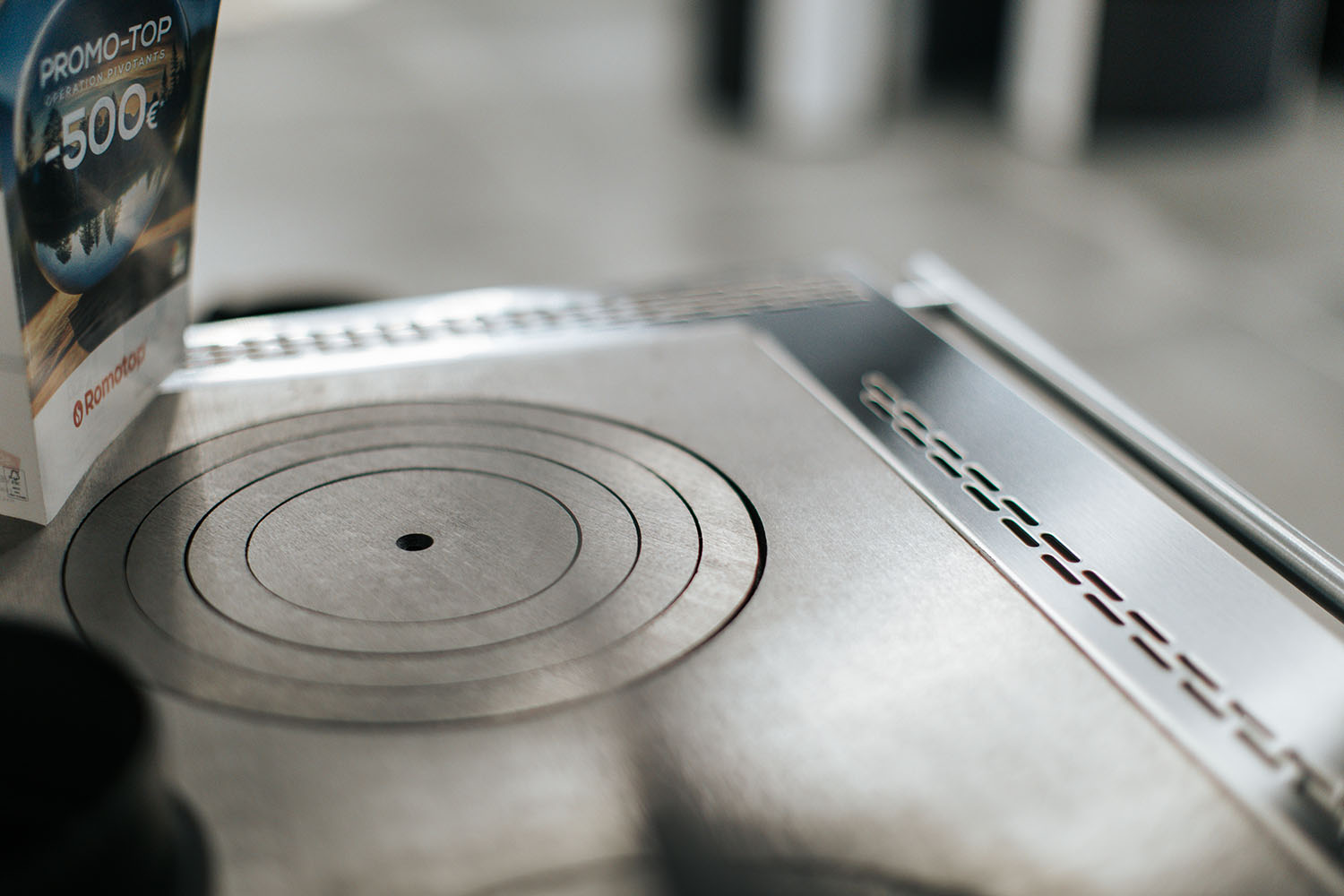 PHOTO DE DESSUS D'UN POÊLE