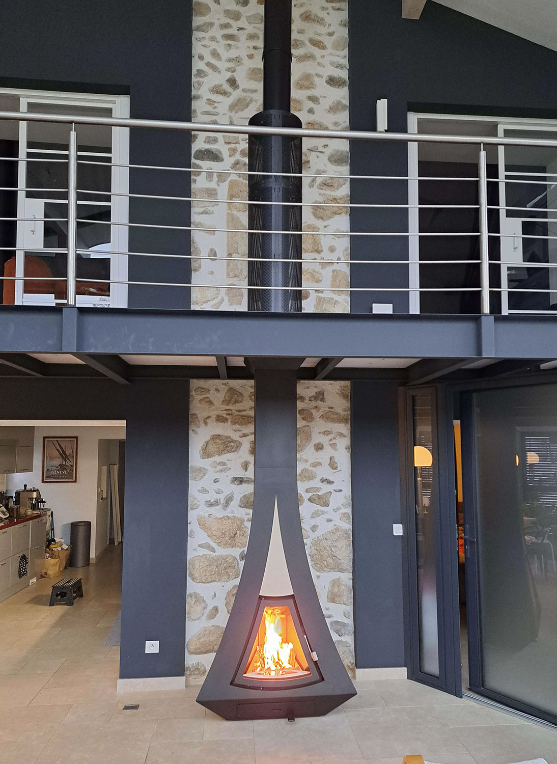 Cheminée Finoptim modèle FLAMALPES installée dans le Pays de Gex